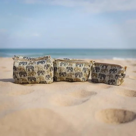 blue animal block print pouch set (set of 3) detail view 2